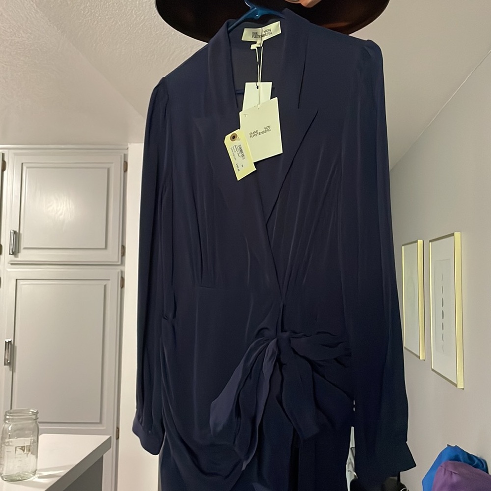 Diane von Furstenberg Stella Faux-Wrap Midi Dress - Picture 4 of 10